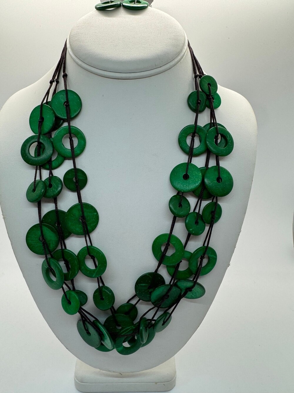 Green Wooden Disc Multi Strand Boho Statement Necklace NWT